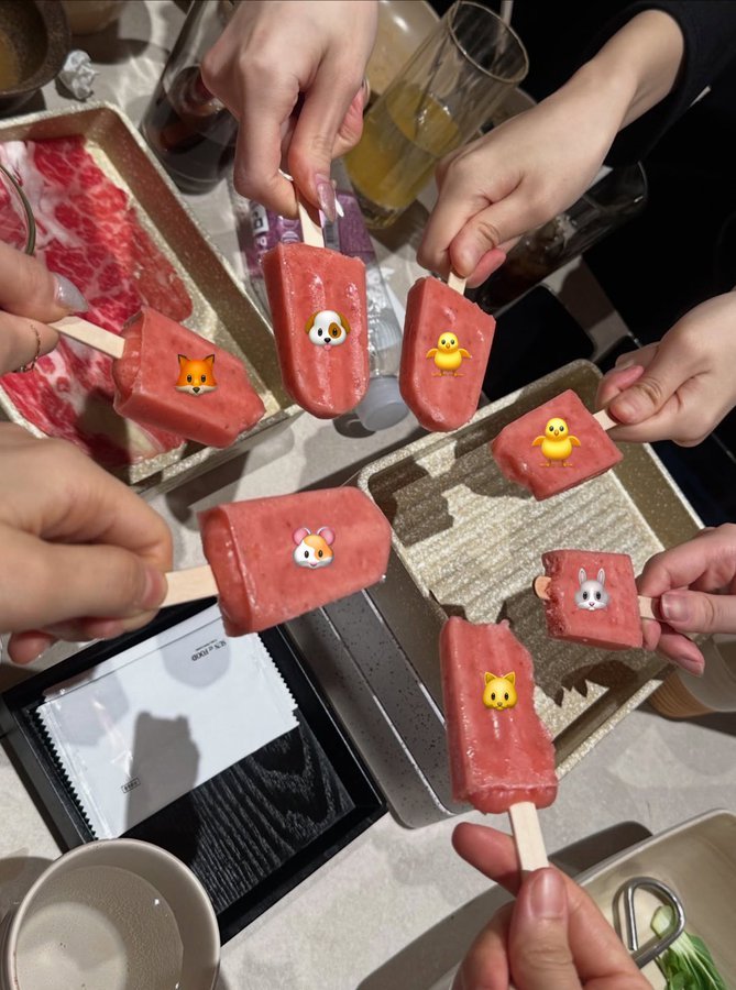 KnightFriend6's tweet image. Yeah...This is Yerin's thing 🤣