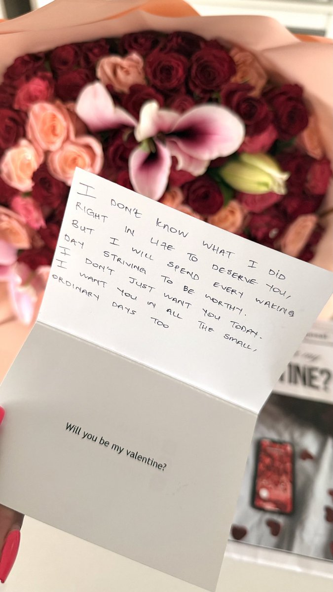 My forever valentine 🌸

Bouquet by <a href="/ayanna_blooms/">Ayanna_</a>