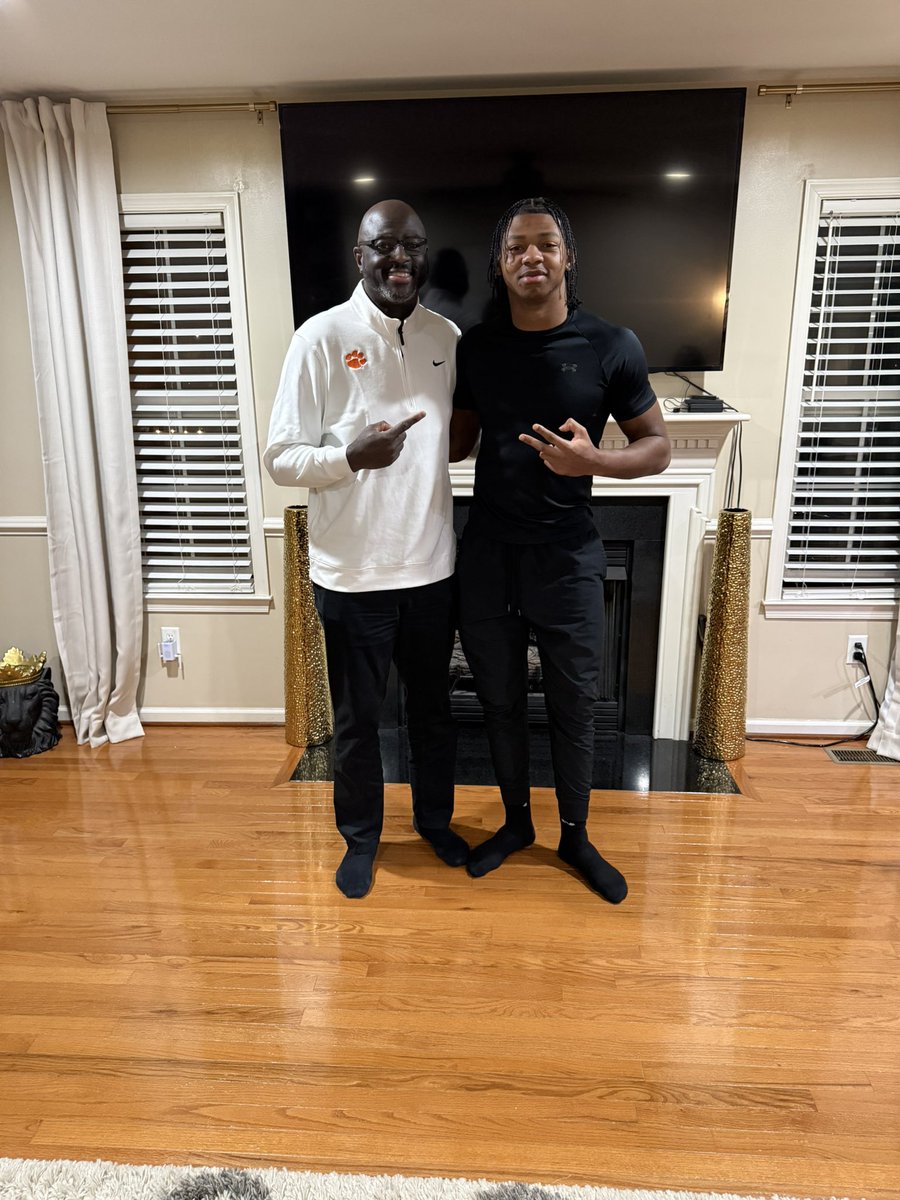 Anthony Sweeney tweet media