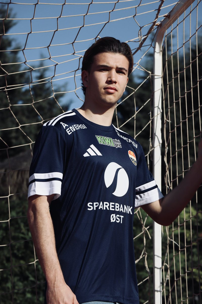 godset's tweet image. Her er årets pre season-drakt \\\

Drakta brukes i de åtte treningskampene før årets drakt lanseres på Kick Off 27. mars 💥