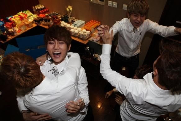 yong_seobang's tweet image. 기분이럼