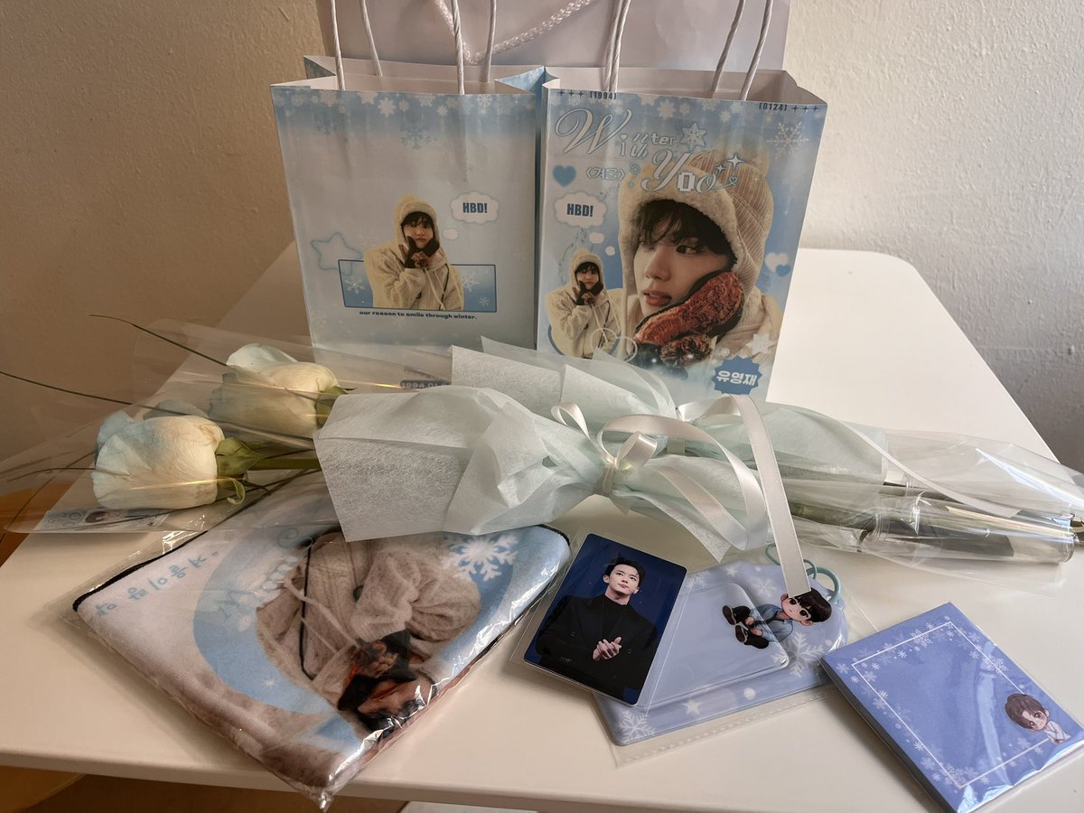 #유영재 #YOOYOUNGJAE
#Winter_with_Yoo 
#영재오빠_생일_축하해요
💙🫧