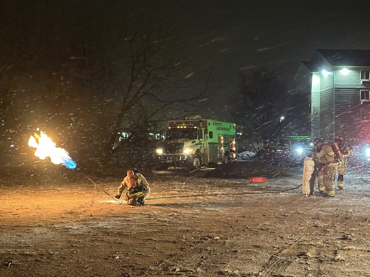 CSFDPIO's tweet image. #ColoradoSpringsFire is on scene of #workinghazmat incident just South West of the intersection of Airport and Powers. A 100 lbs propane bottle was found leaking and damaged. Hazmat crew is on scene and is actively working on mitigating the hazard by burning off leaking fuel