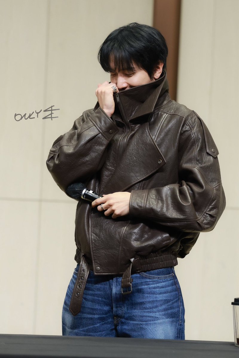 yon_cn4's tweet image. 20260123 Ktown4U 팬사인회 

@JYHeffect 

#CNBLUE #씨엔블루 #정용화 
#JUNGYONGHWA