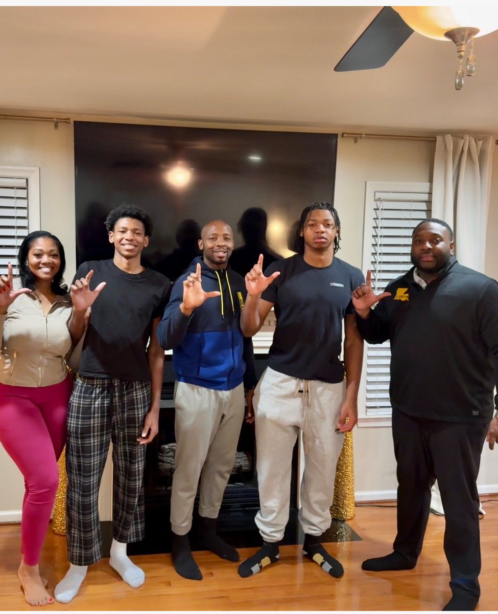 Anthony Sweeney tweet media