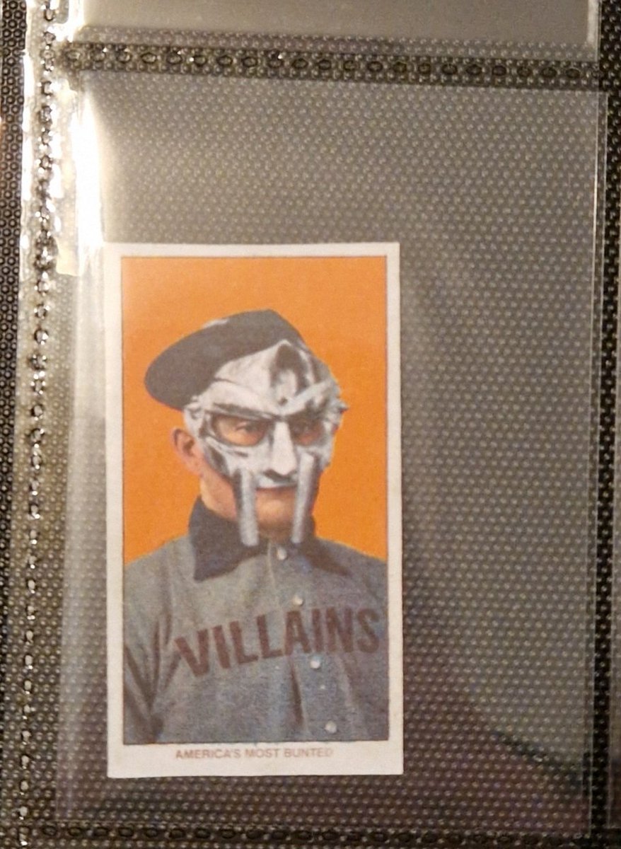 NFLRap's tweet image. One of my favourite hip-hop cards in my collection 

#MFDOOM #DOOM
#hiphop #rap