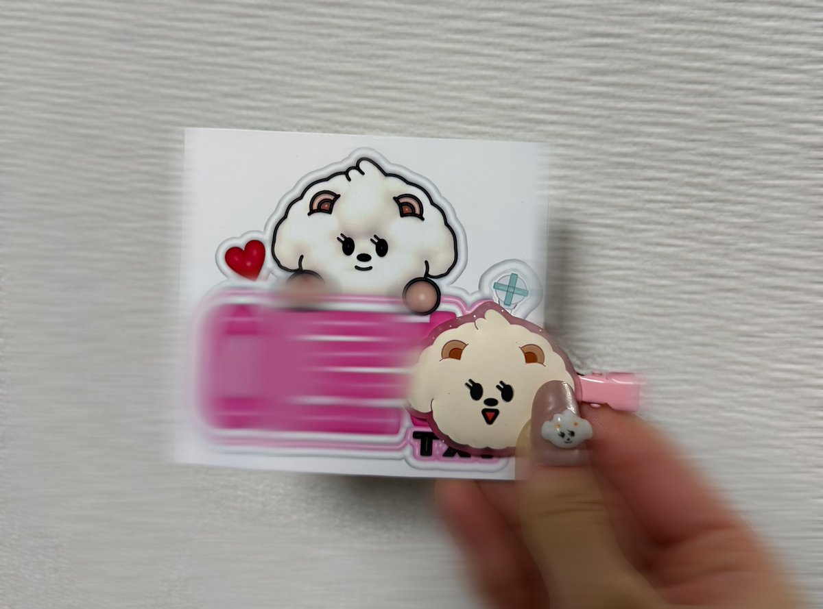 nsy_bg's tweet photo. 260123 TXT 関東ミーグリ ボムギュ🧸 個別握手

名前3文字だけど「〇〇ちゃん〜｣って言われたくてバムグッのヘアピンで最後の文字隠して2文字にしてたのに、何故か3文字ビタ当てで呼ばれて言いたい事ぶっ飛んだ😭😭
ふわふわのおててで握手も最高でした🤝🏻💖

#범규 #BEOMGYU #ボムギュ #TXT https://t.co/4jfrvUjiNO