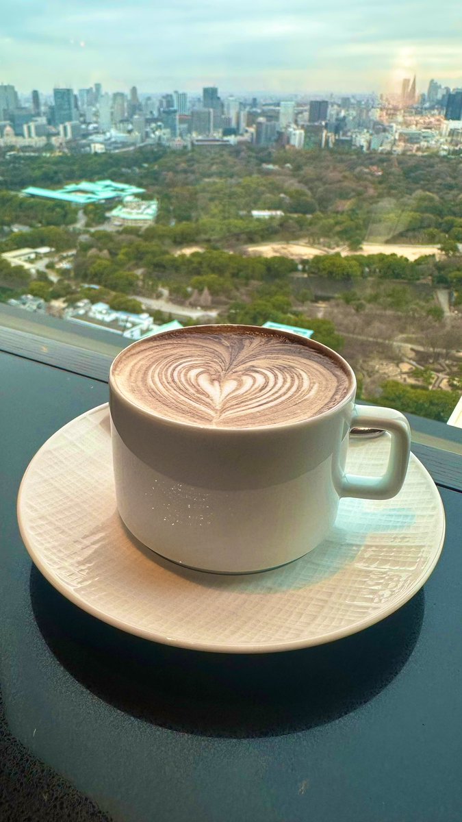 Rikop0409TY's tweet image. 圧巻なワインセーラー🍷✨
🤳
やまぴーのワインセーラーも
凄そう🤭
ワイン🍷呑みたかった…
カフェラテで我慢した日😂

#DropsOfGod 
#山下智久
#fsotemachi