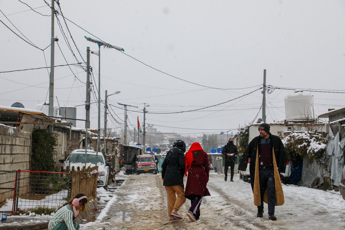 UNHCRIraq's tweet photo. Snowstorms and freezing cold are hitting refugee camps in the Kurdistan Region of Iraq.

As needs grow, urgent support is needed to bring warmth to the most vulnerable families

Donate to support: https://t.co/fOQaSyKNSO https://t.co/f0KRGbekfF