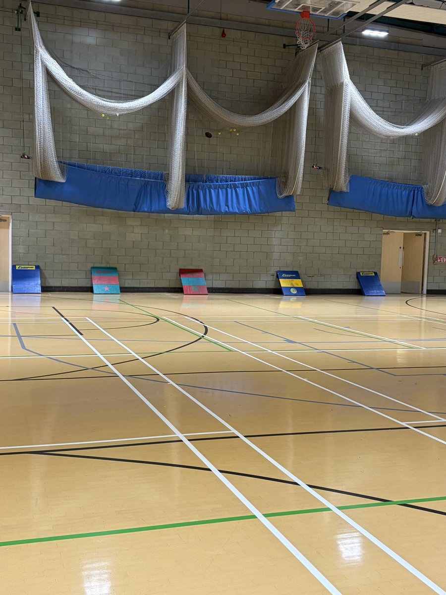 SGOtowerhamlets's tweet photo. Great day at @MulberryAS for the Year 7/8 Boys @SportshallUK secondary athletics event!

🏫 10 schools | 👦 115+ participants

Excellent effort, teamwork, and competitive spirit throughout 👏
#Sportshall #Athletics #TowerHamlets https://t.co/T90M23di7f
