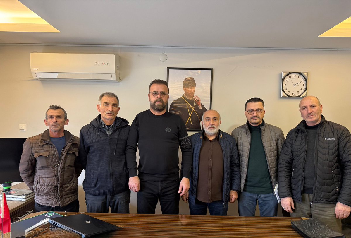 Milliyetçi Hareket Partisi İzmir il Başkan yardımcıs iş insanı hemşehrimiz 
Sayın Alper Kırkpınar’ziyaret ettik.
Kıymetli başkanımıza dernek derneğimize yapmış olduğu desteklerinden dolayı sonsuz teşekkürlerimizi sunarız. <a href="/kirkpinaralper/">Alper Kırkpınar</a>