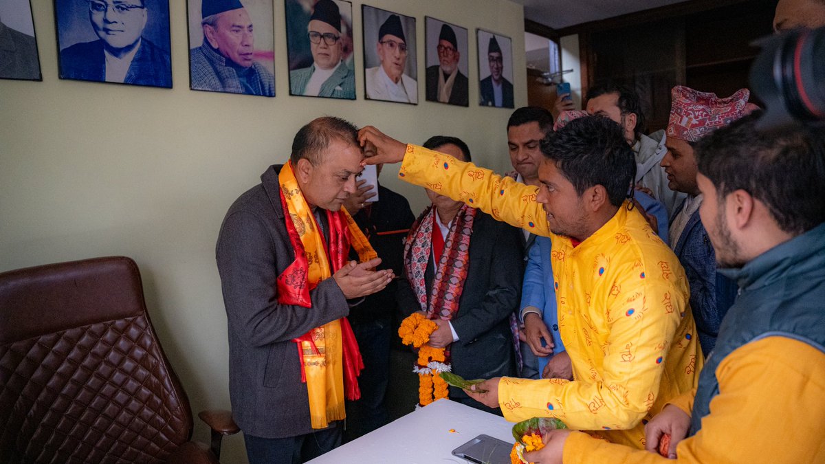 thapagk's tweet image. बदल्यौं कांग्रेस, बदल्छौ देश !

यही संकल्पका साथ नयाँ यात्रा प्रारम्भ गर्दैछौं हामी । 
हाम्रो केवल एक ध्येय छ - देशको समुन्नति ।