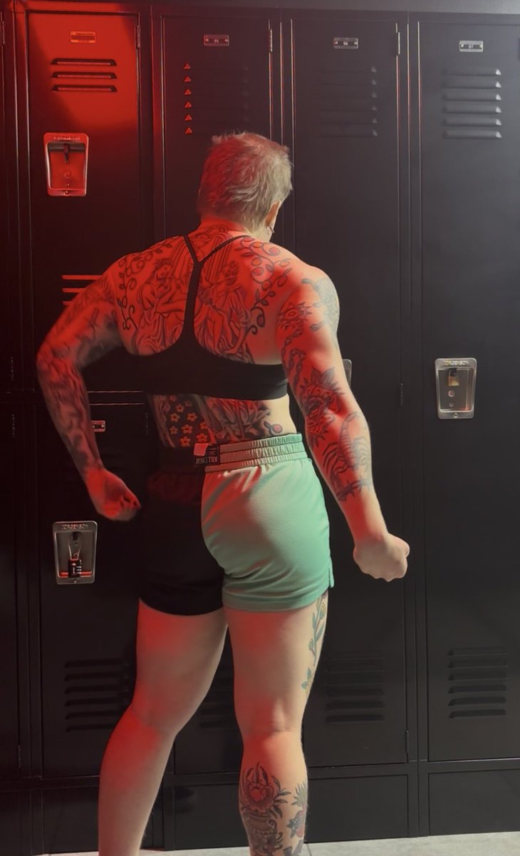 lesbianlifts's tweet image. pump. I’m fighting TERFs today.