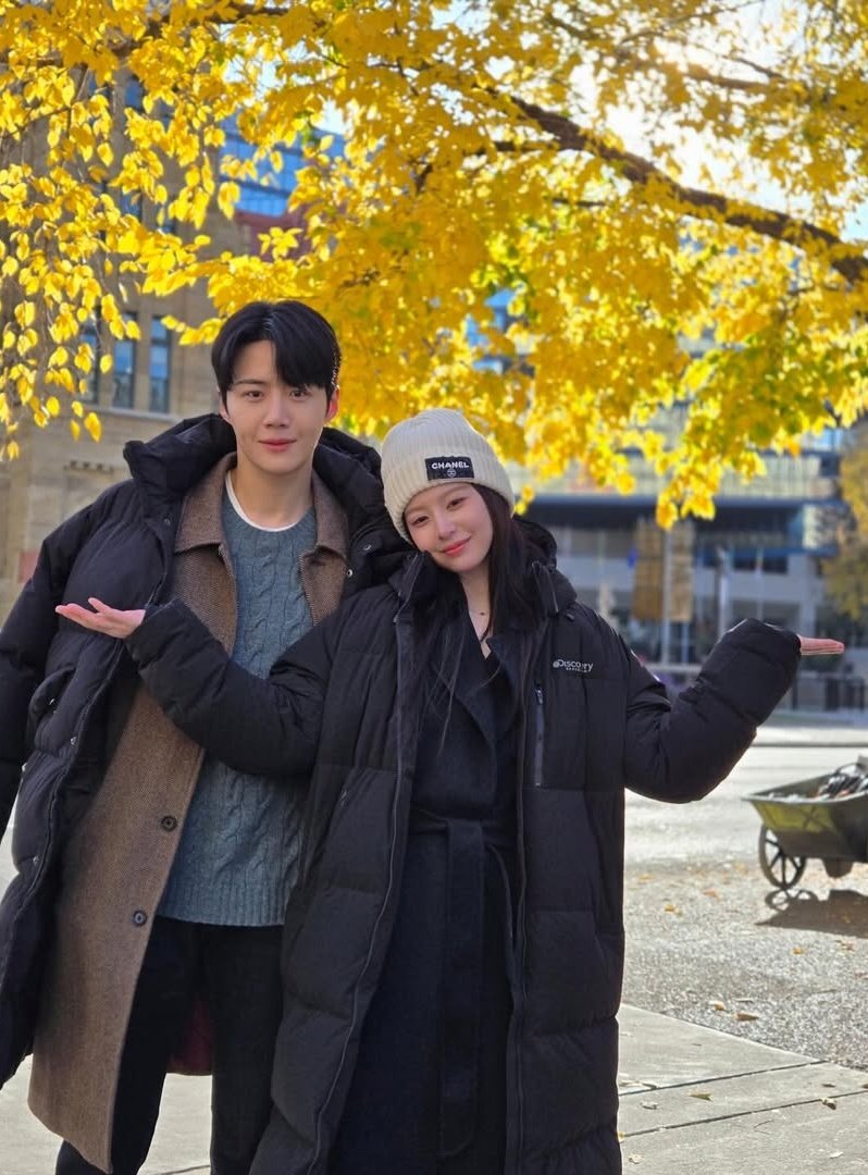 bedafana's tweet image. Go Younjung recalled how excited she felt when she first heard the news that she would be acting alongside Kim Seonho 🥹🩵

“Of course I was happy. I’ve liked Seonho oppa’s acting for a long time. It’s very natural, he knows when to put in strength and when to pull back. I…