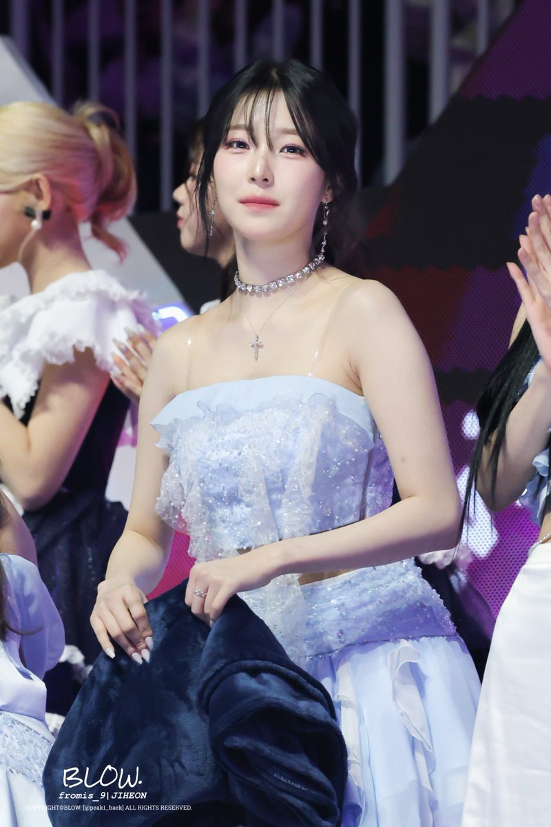 251115

#백지헌 #BAEKJIHEON
#프로미스나인 #fromis_9