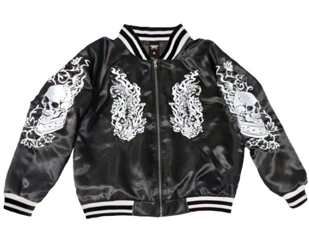 ポチっと👇 ホームページ見ながらCopilot使ってスカジャンの合うサイズ