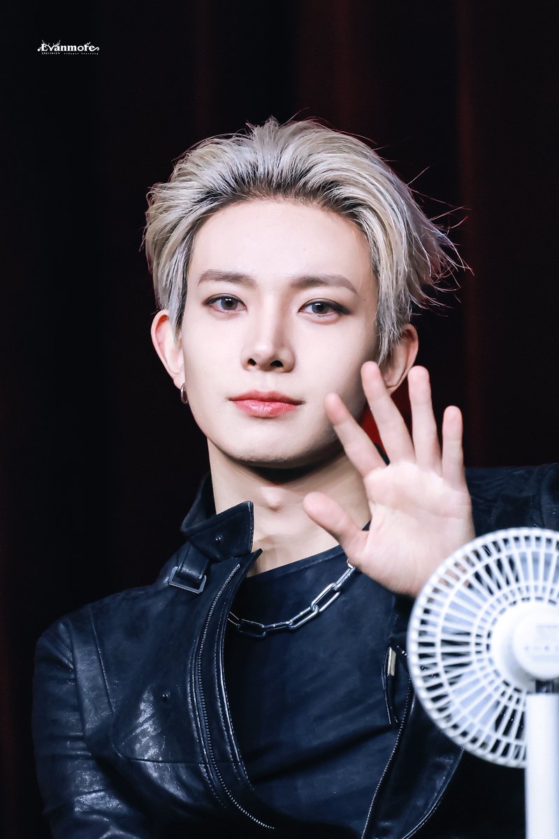 evanmore1015's tweet image. 260123

#희승 #HEESEUNG #ヒスン 
#ENHYPEN   #엔하이픈  
#엔하이픈_희승 #ENHYPEN_HEESEUNG