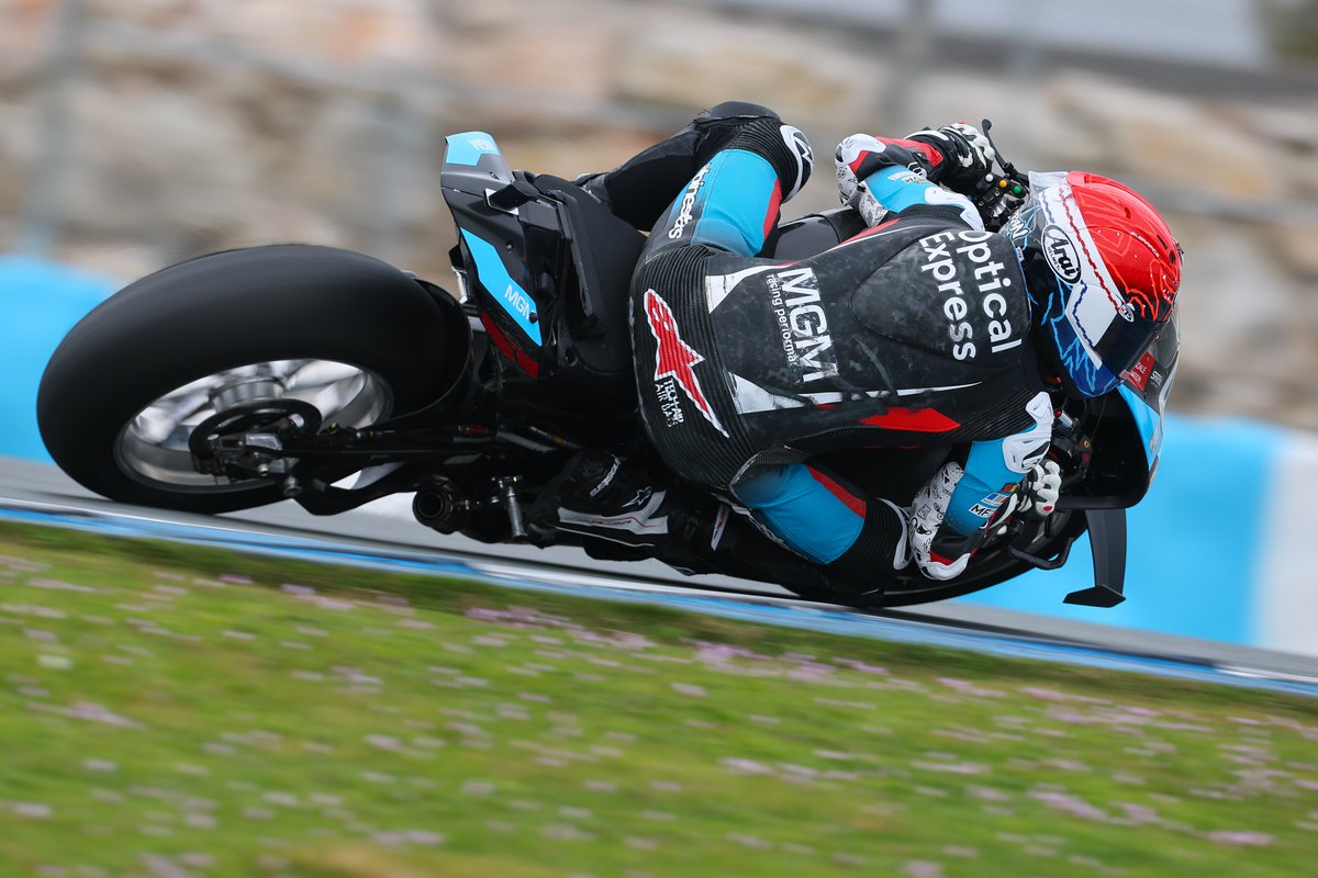 #WorldSBK 

A dispetto di altre squadre inesistenti, negli ultimi mesi il team MGM di Michael Galinski ha fatto tutto ciò che doveva fare per prepararsi alla stagione 2026 del Mondiale Superbike. Ordinata la nuova Ducati Panigale V4 R per tempo, convinto Tarran Mackenzie a