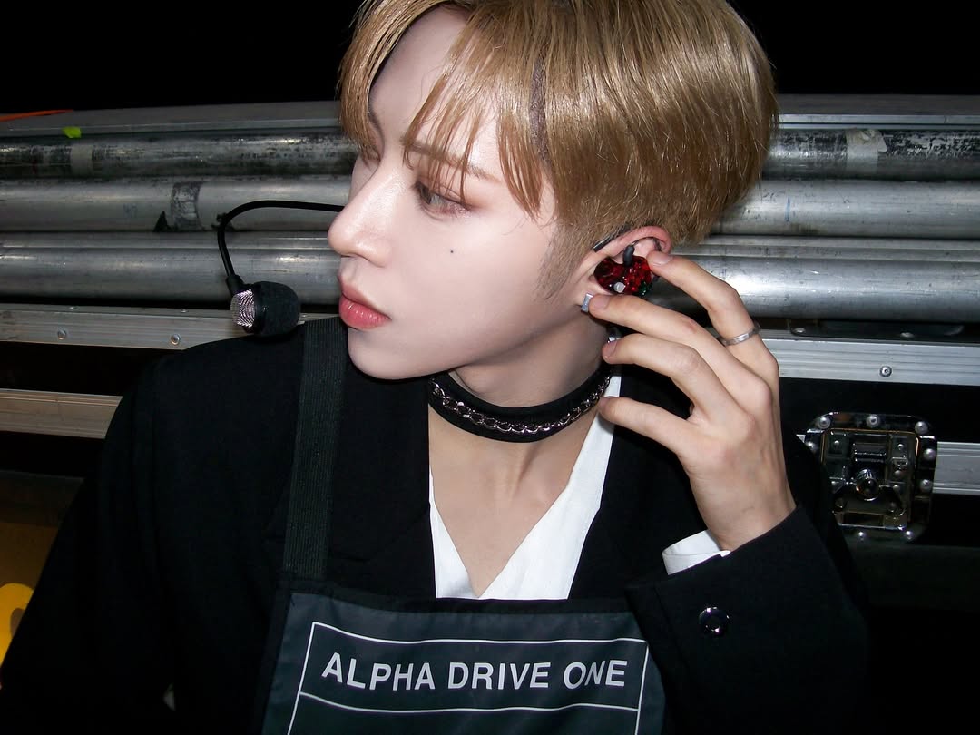 Whykwk's tweet image. 뢰알에바야 .....