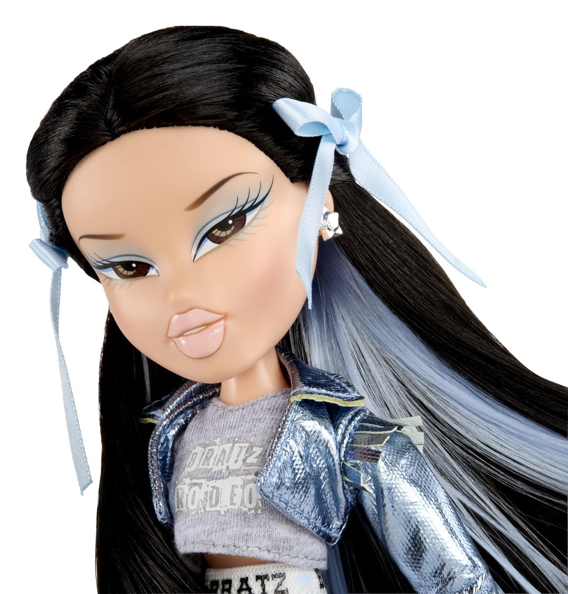 Jade being japanese, chinese, and korean in the span of a year