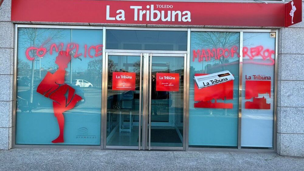 ❌ SER Toledo condena las pinturas aparecidas en la sede de La Tribuna de Toledo

Condenamos rotundamente los hechos ocurridos en la sede del periódico de <a href="/tribunadetoledo/">La Tribuna de Toledo</a>, en donde han aparecido, este viernes, dos pintadas con las palabras "cómplice" y "mamporreros"

(1/2)