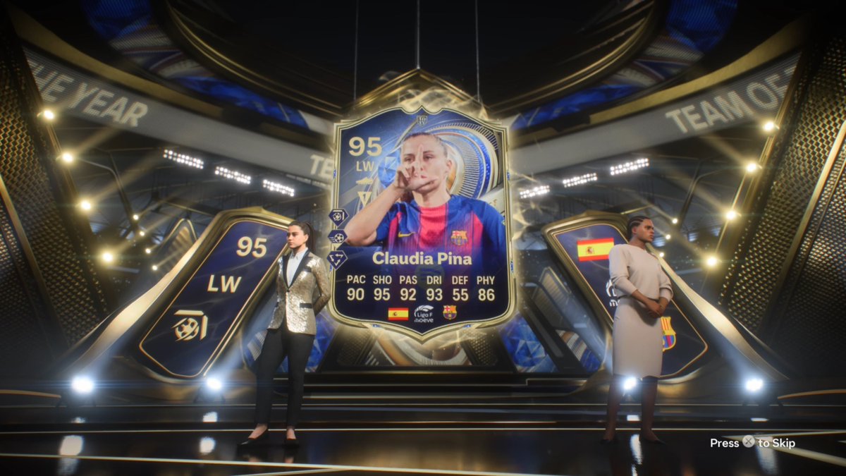 Queen Claudia 👸🏼 🇪🇸