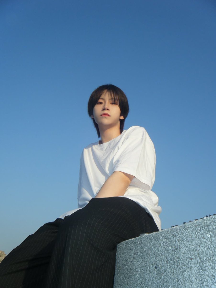 binghuaglobal's tweet photo. [📸] 260123 -- HUASTAGRAM 

BINGHUA uploaded a post! 

🐱: Can't wait to see you

Everyone please look forward to BINGHUA's fanmeet!

🦈 . #BINGHUA #빙화 #谢秉桦 #ビンファ #XIEBINGHUA #시에빙화 https://t.co/ripfo4sYKq