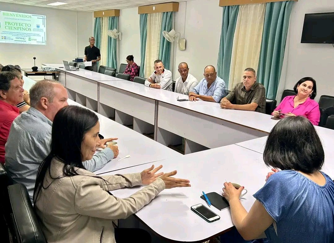 Comienza por la Universidad de Cienfuegos la visita de la delegación de ASDI a la provincia. La delegación está integrada por Ludvig Hällgren, Oficial de programa de ASDI para CIENPINOS y Joanna Rocco, Funcionaria de ASDI.
#cienpinos #Asdi #CATIE #IndioHatuey
