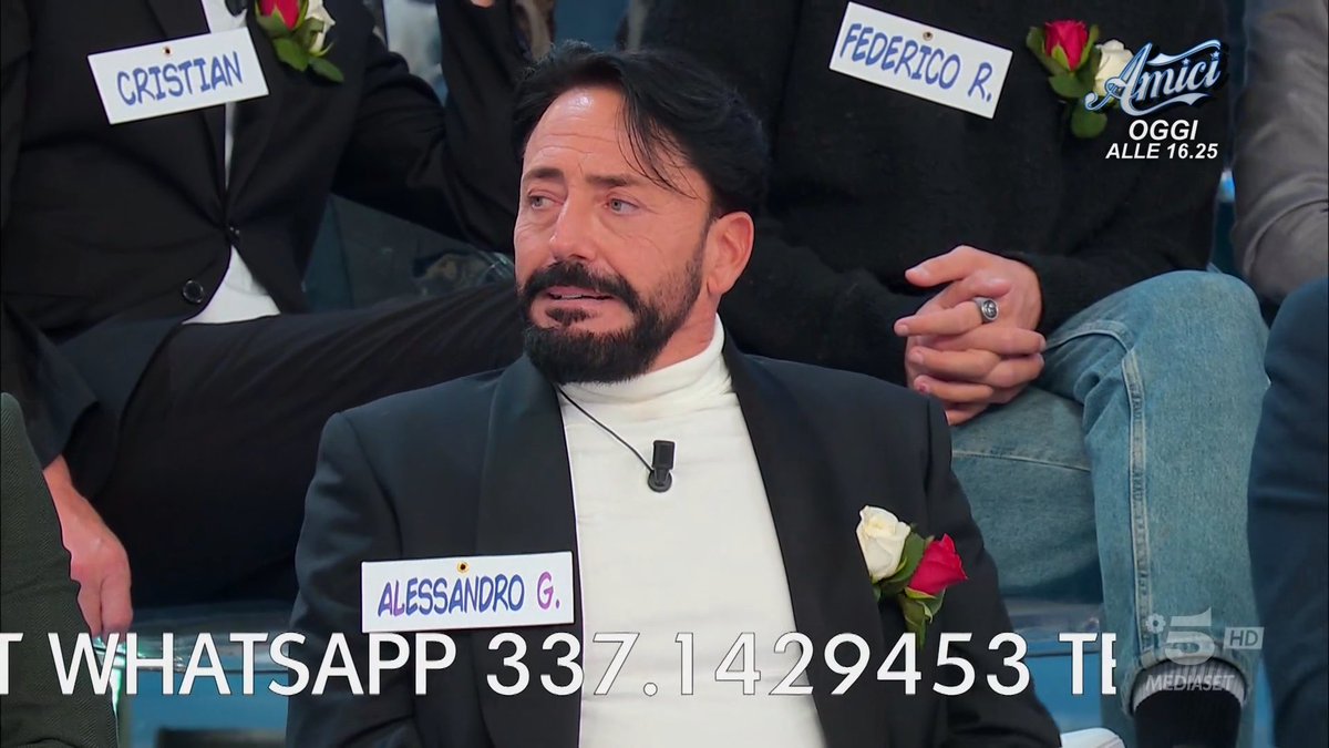 Barbara che balla con il sosia di Armando 🤣🤣🤣

#uominiedonne