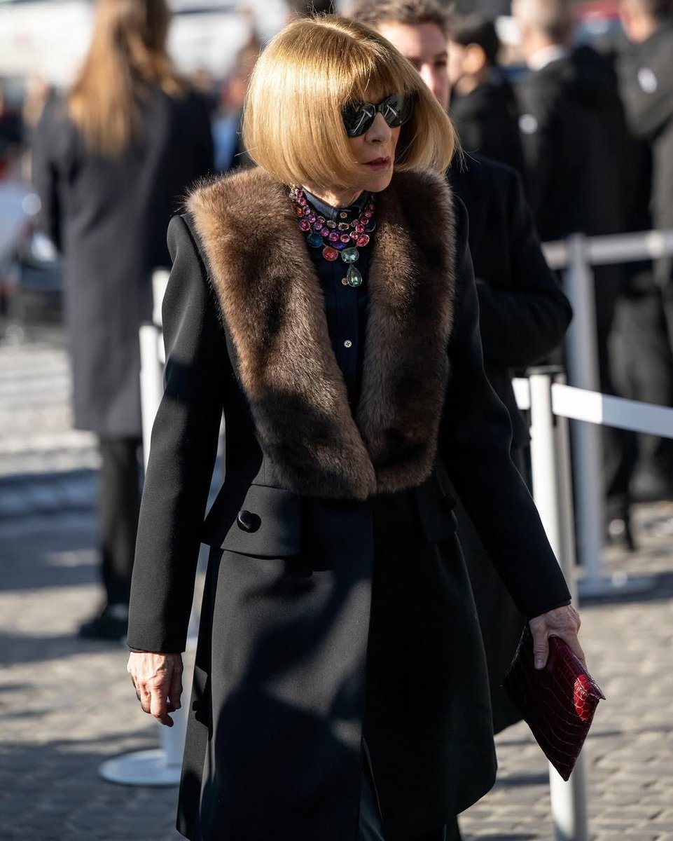 musesarchive's tweet image. The industry paid its respects today in Rome, honoring the legacy of Valentino Garavani🕊️