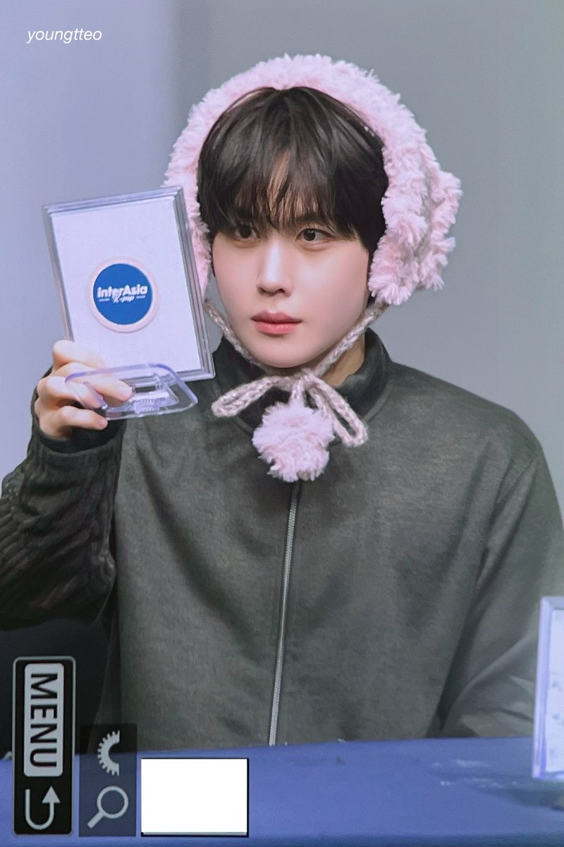 MELL໒꒱ tweet media