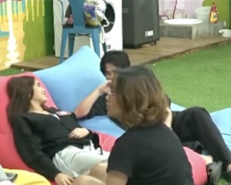 eisliza's tweet image. and your friend, steve 😭😭😭😭