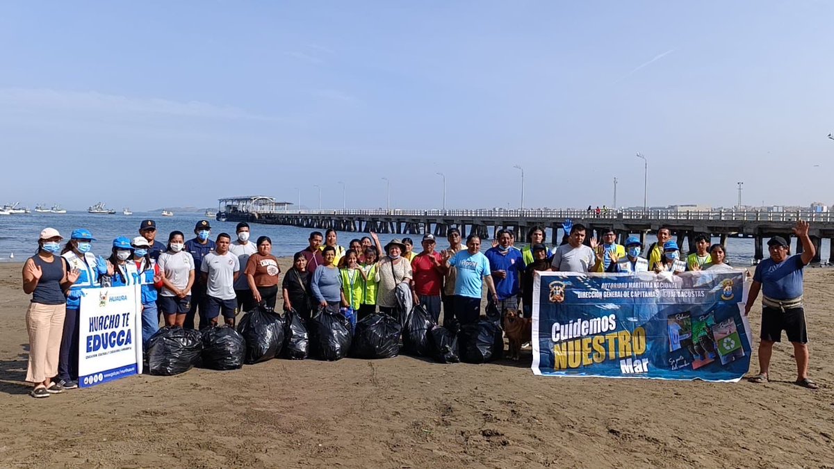 MGP_DICAPI's tweet image. Como parte de la Campaña “Cuidemos Nuestro Mar” de la Marina de Guerra del Perú, en coordinación con la Municipalidad Provincial de Huaura, la Limpieza de playa “PEJERREYEROS”, a fin de concientizar a la gente de mar, entidades públicas y privadas. 
acortar.link/wxqmGL