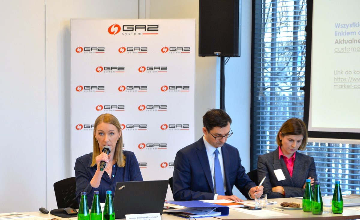 Program FSRU tweet media