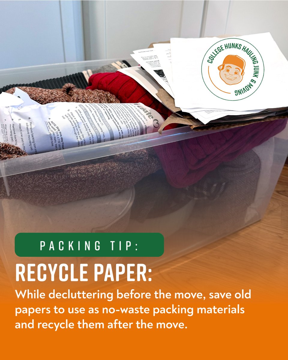 CollegeHunks's tweet image. Upcoming move? Before you recycle your old papers, use them to cushion your breakables! Protect your stuff, save money, and still recycle afterward.

#PackingTip #ReduceReuseRecycle #NoWastePacking #MovingTips #MovingServices