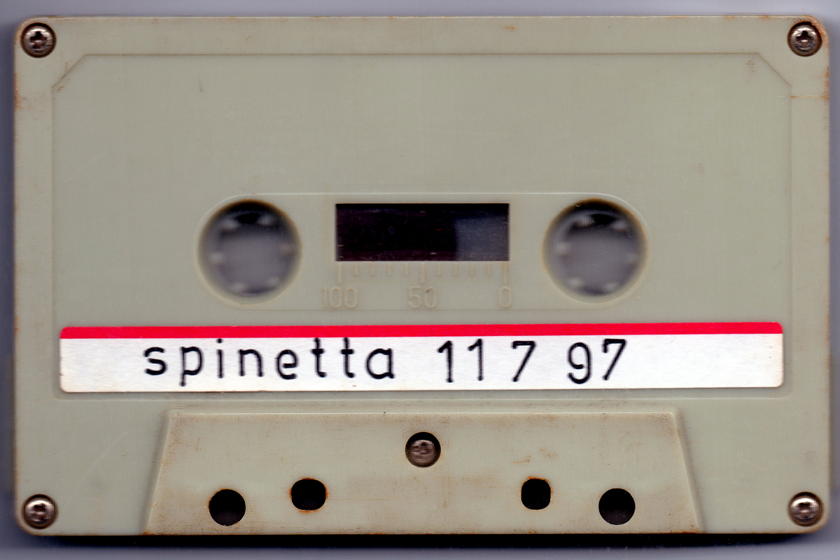 Para Escuchar: Luis Alberto Spinetta
Charla, Facultad Humanidades y Artes
Ciudad de Rosario, 11 de Julio 1997
sonidosderosario.com.ar/audio/en-casse…