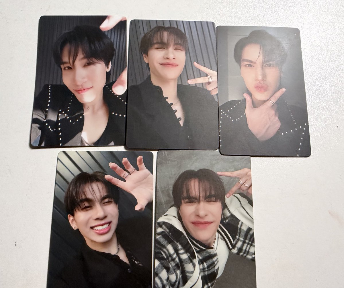 iysunoo's tweet photo. เหมา 5ใบ 

250- รวมส่ง

#ตลาดนัดDICE #ตลาดนัดไดซ์ https://t.co/zhno89tHCT