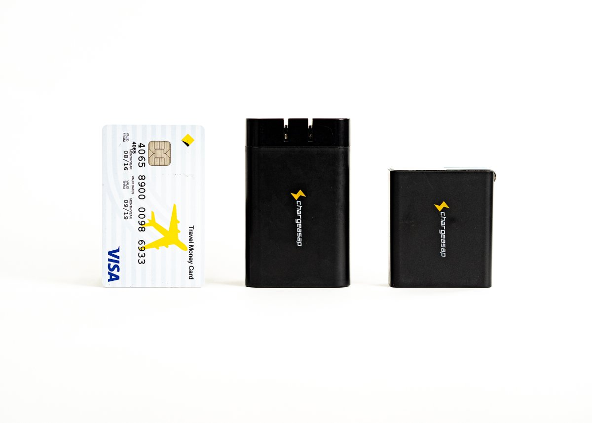 chargeasap's tweet image. Is your charger as small as a credit card, or even smaller? 💳⚡

Tap follow for compact power finds ✨
.
.
.
.
.
#ios #ios26 #portablecharger #fastcharging #portable