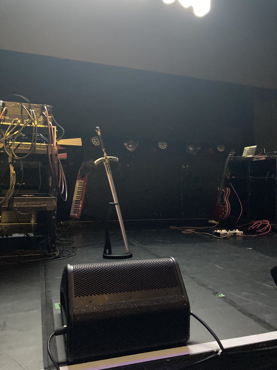 ステージには三種の神器が鎮座していた……
#ハレトキワンマン