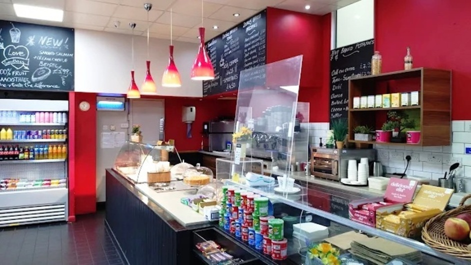 PaviourPS's tweet image. FULLY STAFF-RUN CAFÉ OPPOSITE TOWN HALL &amp;amp; COUNCIL OFFICES - FULL A3 LICENCE
35 YEAR EST. - TURNOVER £4,500 PER WEEK- EBITA (NET) £36,000 PER ANNUM
ONLY TRADING MON–FRI 0700 – 1500
HUGE GROWTH POTENTIAL
REF: C3174
EAST LONDON — REDUCED £74,995 LEASEHOLD + SAV (STOCK)
01702 667 111