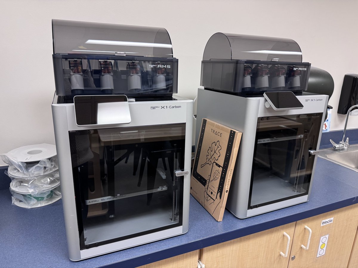 1st Maker Space tweet media