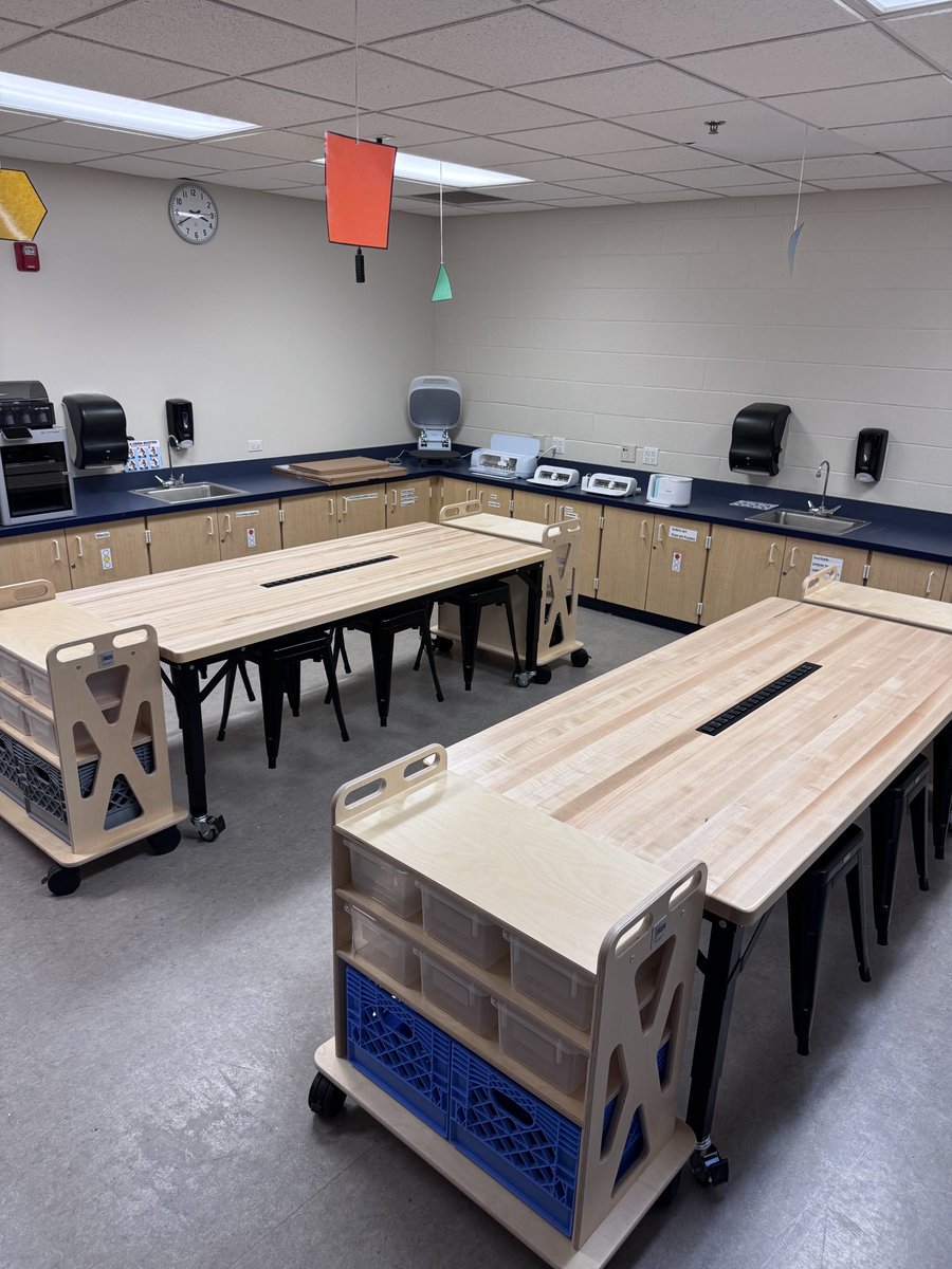 1st Maker Space tweet media