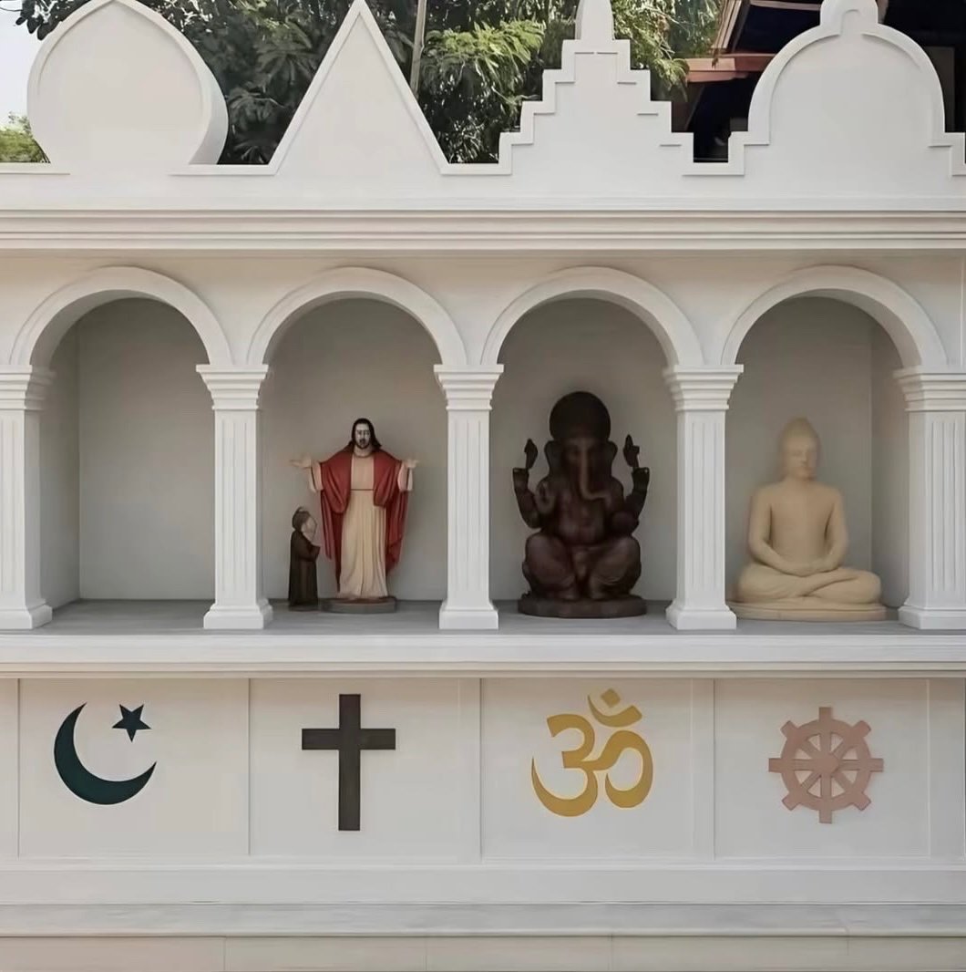 'Yaratıcı yaratılamaz' adlı görsel