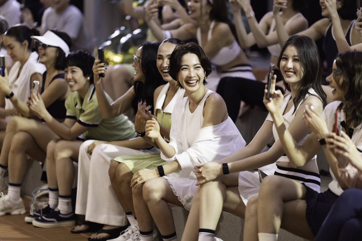 ANiceEnt's tweet photo. สองไอคอนแฟชั่น “แต้ว ณฐพร” จับมือ “เจนสุดา”
เปิดตัวชุดกีฬาคอลเลกชันสุดพิเศษ “Janesuda x Wakingbee”

#แต้วณฐพร #เจนสุดา
#JanesudaxWakingbee
#Wakingbee

🔗https://t.co/IY9Vn78Yh2 https://t.co/78yyyj5u7S