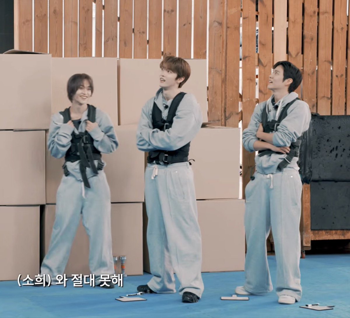 barbiebumm's tweet image. แอบเข้าใจทำไมยัยนี่โทรไปฟ้องแม่ว่าเจอคนหล่อ