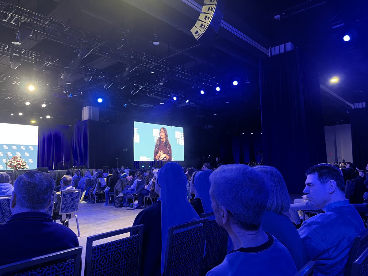 JeanneFMancini's tweet image. Delighted to make it to #lifefest this year ⁦@March_for_Life⁩ and to hear the beautiful ⁦@LilaGraceRose⁩ #whywemarch