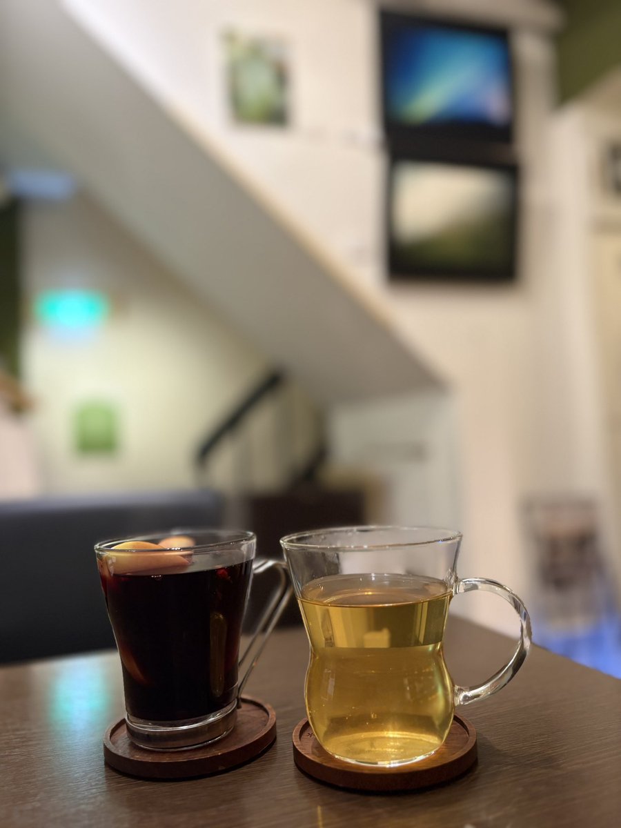 sky10pl's tweet photo. 代々木のcafenook にて「一人一展」開催中です。1/31(土)まで。私も1展出しています。美味しいスイーツ、ホットワインもおすすめです！会場・cafenook 
渋谷区代々木1-37-3 岩崎ビルB1（1/25(日)、26(月)休み） https://t.co/ExCARxb2TO