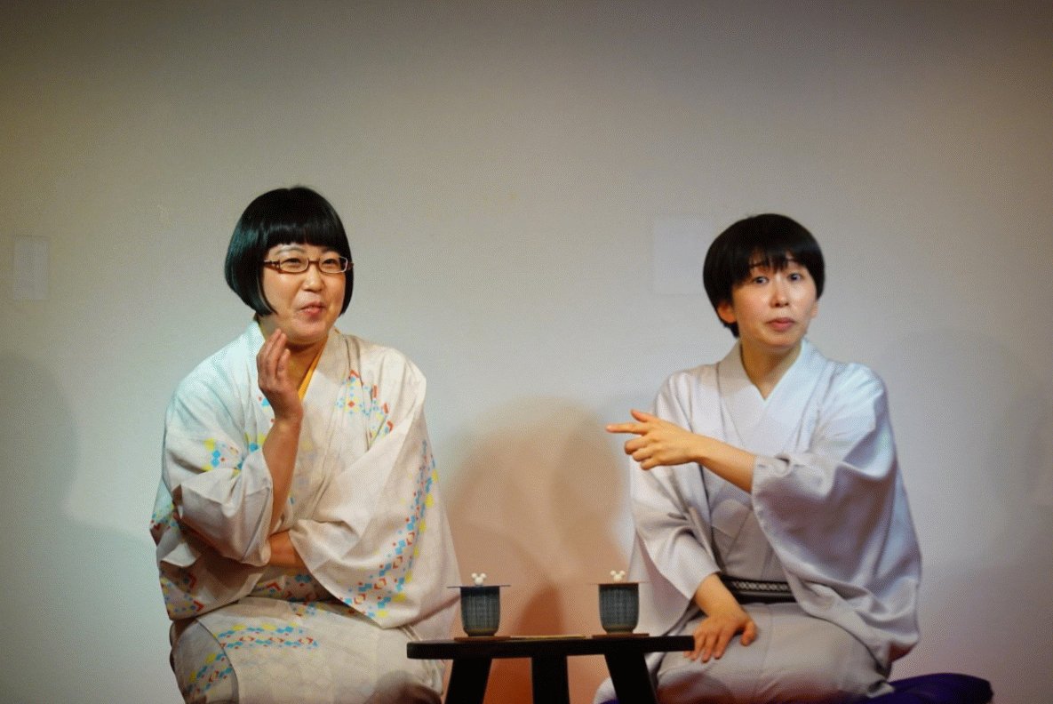 愉快な二人
『#りさごのみ』
#鈴座カフェ

#春風亭一花　
#林家きよ彦