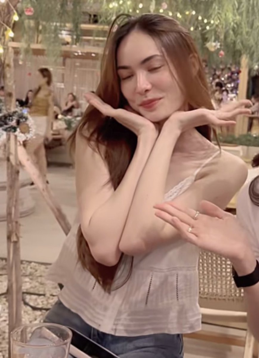 itscharlottyka's tweet image. What Charlotte Austin deserves,  

⠀ ｡ﾟﾟ･｡･ﾟﾟ｡
    ﾟ。  𝑝𝑟𝑖𝑛𝑐𝑒𝑠𝑠 𝑡𝑟𝑒𝑎𝑡𝑚𝑒𝑛𝑡 𝑓𝑜𝑟𝑒𝑣𝑒𝑟 𝑎𝑛𝑑 𝑎𝑙𝑤𝑎𝑦𝑠
　    ﾟ･｡･ﾟ