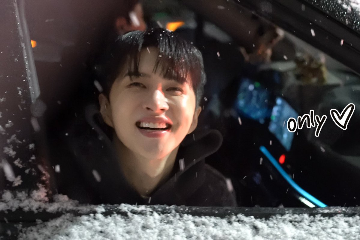 OnlyJaehwany's tweet image. 260123 킹키부츠 퇴근 프리뷰 #KEN #켄 #이재환 @jaehwany0406 

한명 한명 내일 뭐하는지 물어보던 천사 👼